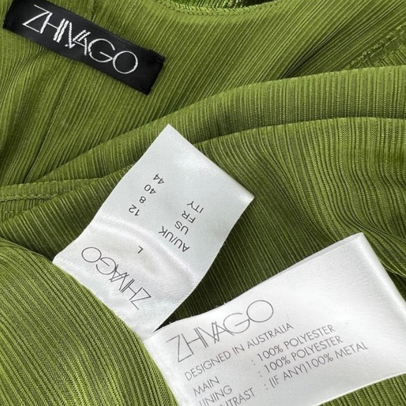 Only worn once | Size 8 | Like new | Metallic fabric | - Picture 4 of 5